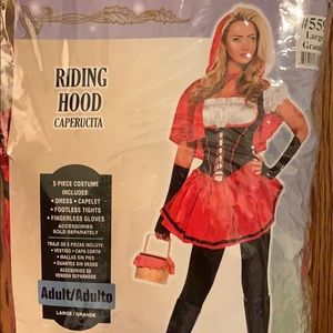 Red ridding hood costume